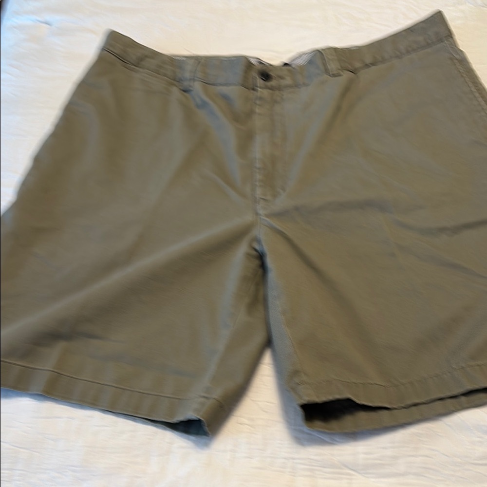 Men's Green Shorts